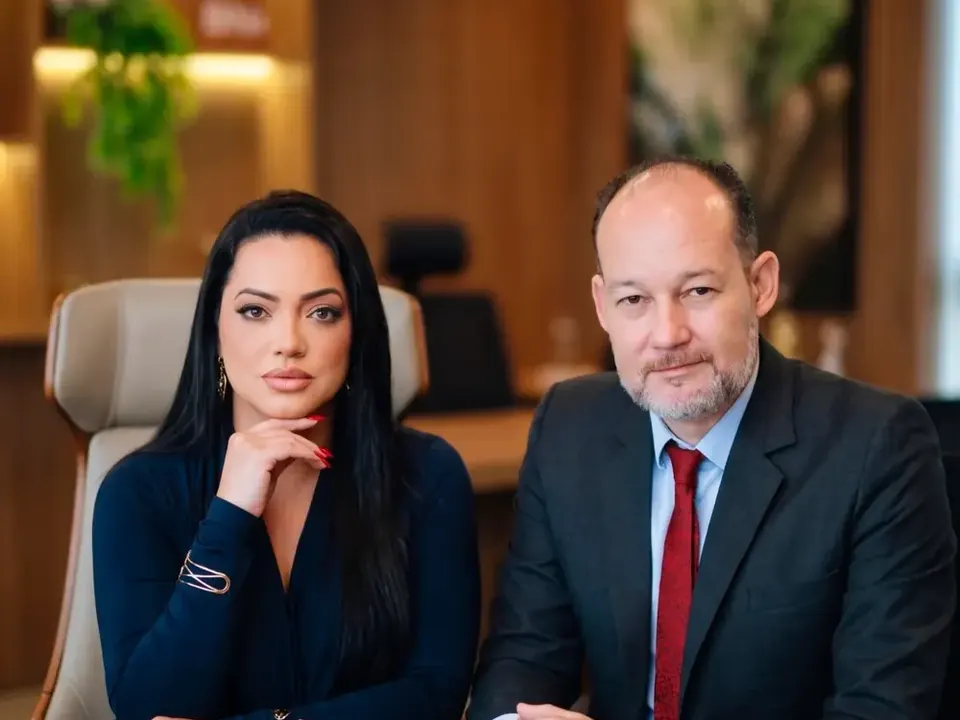 Retrato dos sócios da Delamôra Advocacia